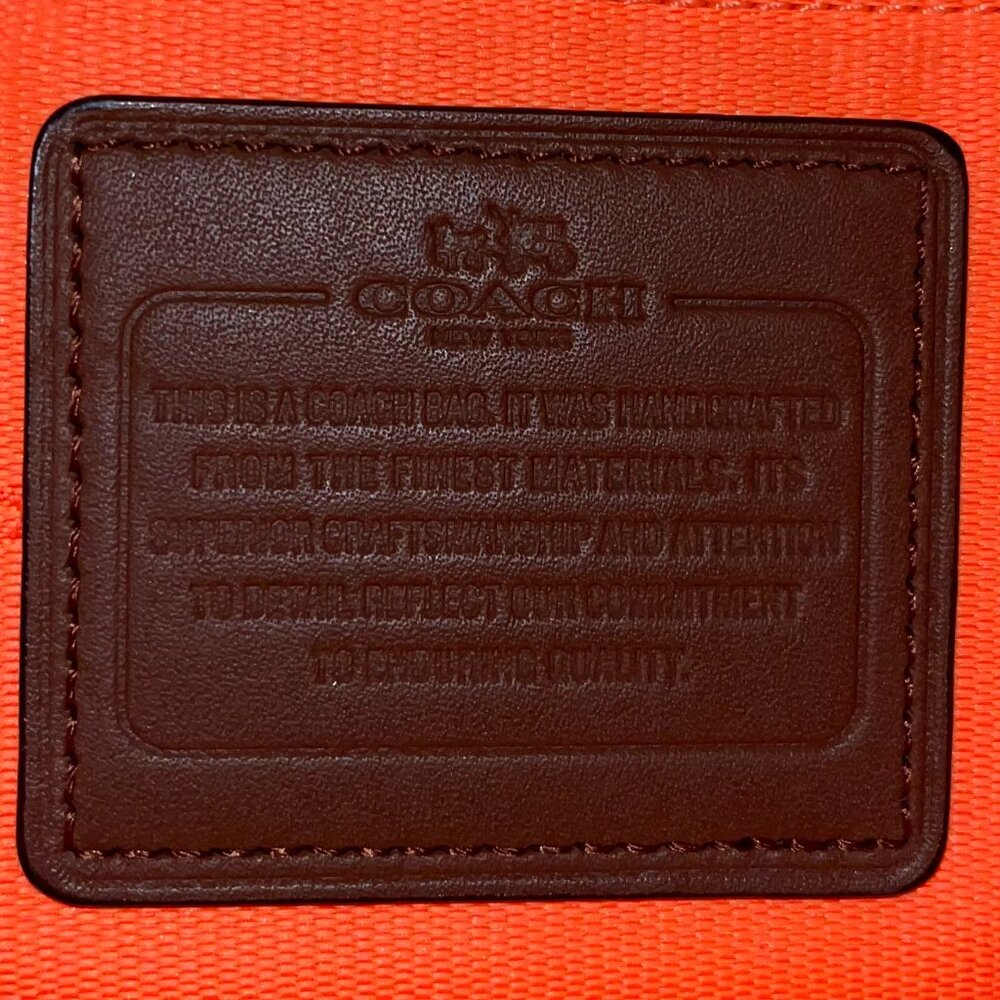 Coach Bucket Bag in Brown - Picture 8 of 9